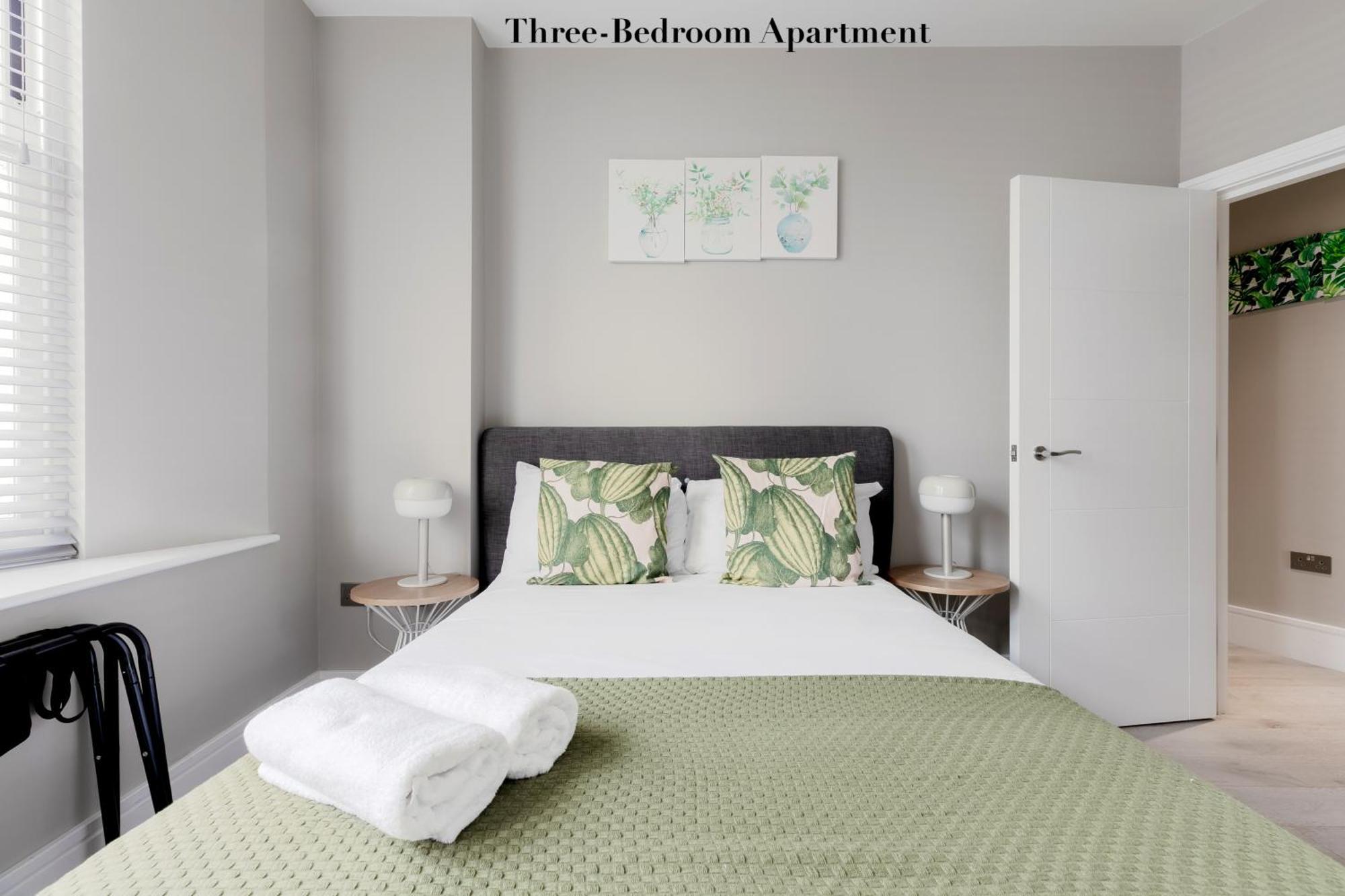 Superb Apartments Opposite Edgware Road Station London Ruang foto